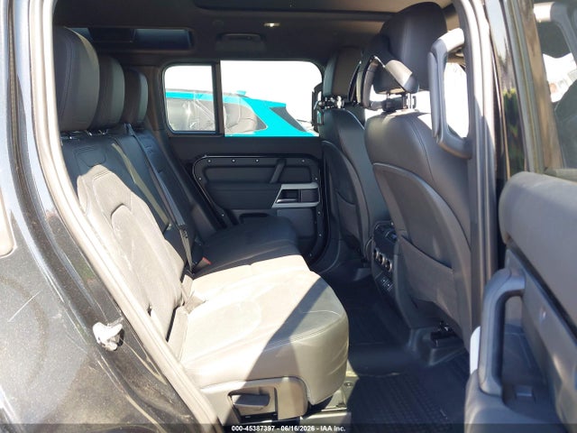 SALEJEEX4P2240021 Land Rover Defender 110 S