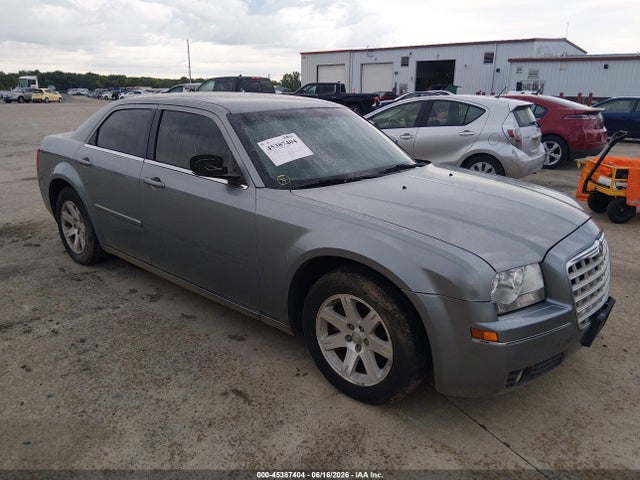Продажа на аукционе авто 2007 Chrysler 300 Touring, vin: 2C3KA53G87H768301, номер лота: 45387404
