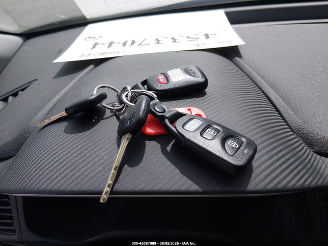 Hyundai ELANTRA SE 2020 5NPD74LF4LH615940 Image 11