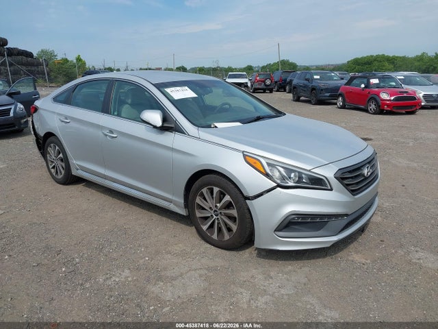 Hyundai Sonata Sport 2015 5NPE34AF9FH067165 головне зображення