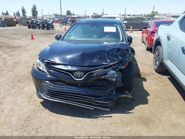 Toyota CAMRY LE 2018 JTNB11HK7J3046907 Image 13