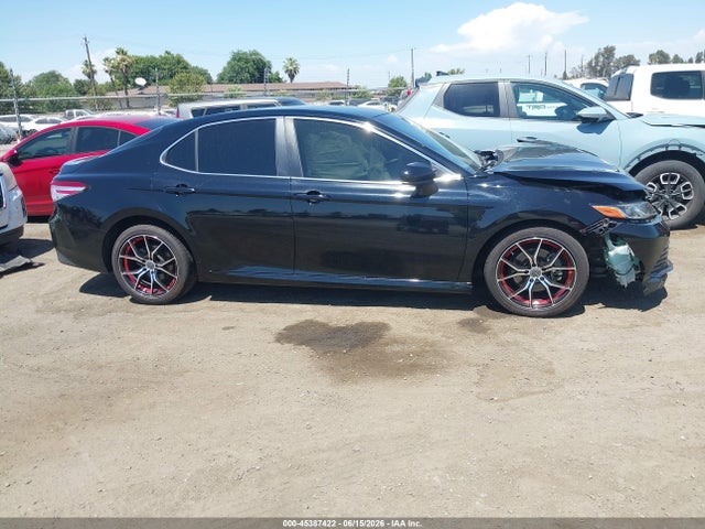 Toyota CAMRY LE 2018 JTNB11HK7J3046907 Image 14