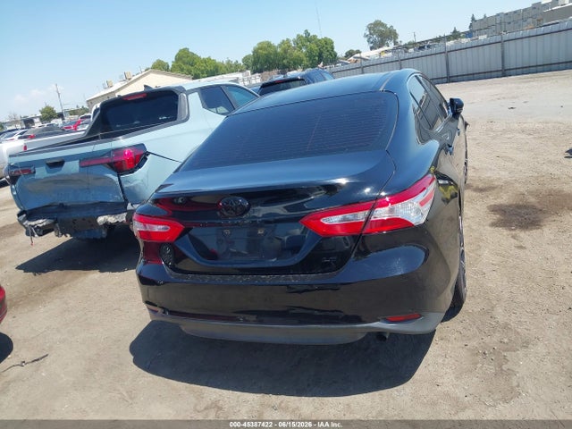 Toyota CAMRY LE 2018 JTNB11HK7J3046907 Image 17