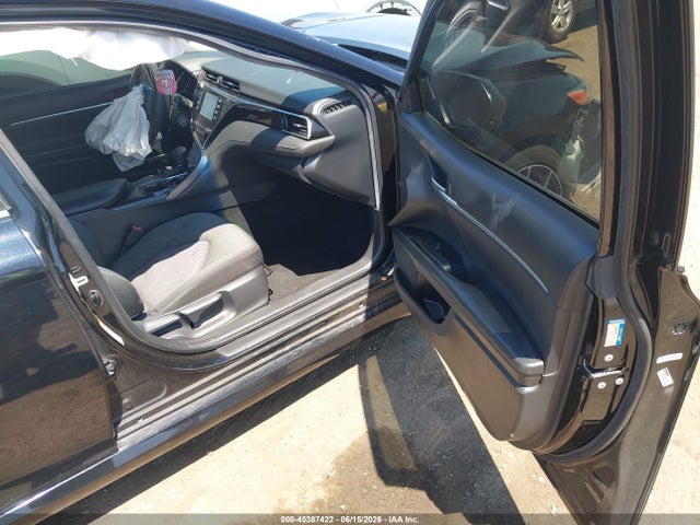 Toyota CAMRY LE 2018 JTNB11HK7J3046907 Image 5