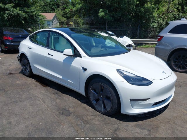 45387441 :رقم المزاد ، 5YJ3E1EB2NF124472 vin ، 2022 Tesla Model 3 Long Range Dual Motor All-wheel Drive مزاد بيع