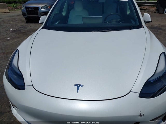 45387441 :رقم المزاد ، 5YJ3E1EB2NF124472 vin ، 2022 Tesla Model 3 Long Range Dual Motor All-wheel Drive مزاد بيع