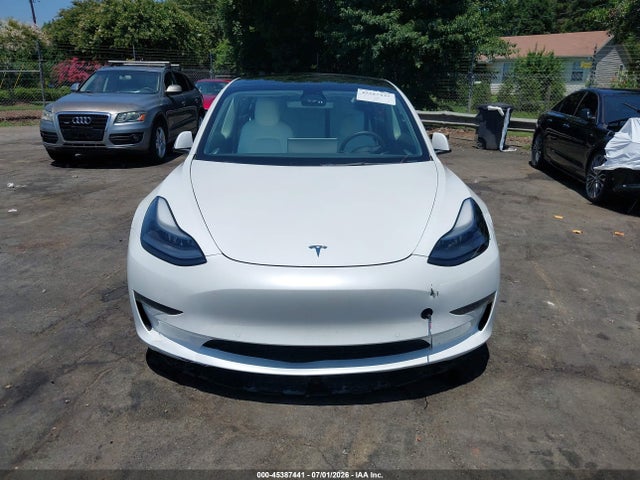 45387441 :رقم المزاد ، 5YJ3E1EB2NF124472 vin ، 2022 Tesla Model 3 Long Range Dual Motor All-wheel Drive مزاد بيع