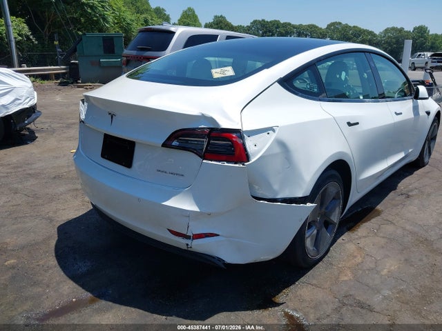 45387441 :رقم المزاد ، 5YJ3E1EB2NF124472 vin ، 2022 Tesla Model 3 Long Range Dual Motor All-wheel Drive مزاد بيع