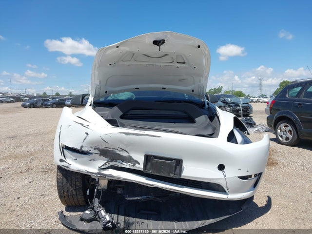 Продаж на аукціоні авто 2023 Tesla Model Y Awd/long Range Dual Motor All-wheel Drive, vin: 7SAYGDEE3PF689010, номер лоту: 45387450