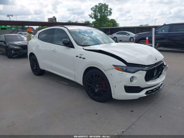 Продаж на аукціоні авто 2022 Maserati Levante Gt, vin: ZN661XUA8NX400274, номер лоту: 45387472