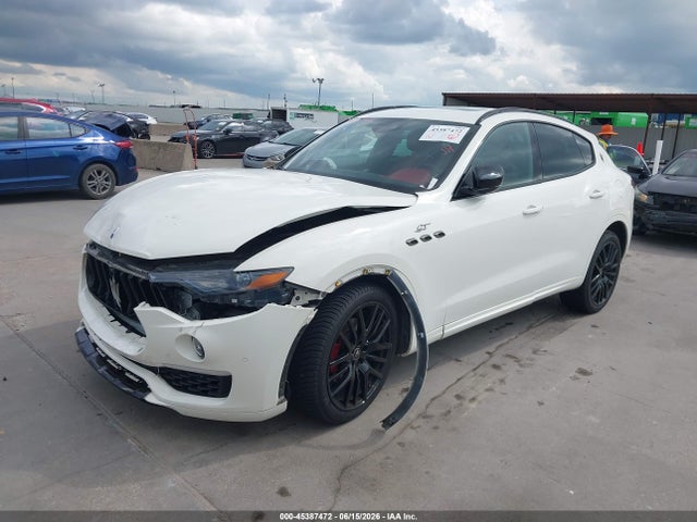 2022 Maserati Levante Gt მანქანა იყიდება აუქციონზე, vin: ZN661XUA8NX400274, აუქციონის ნომერი: 45387472