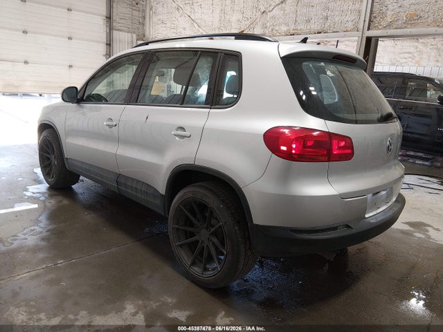 WVGBV7AX1JK004834 Volkswagen Tiguan Limited 2.0t