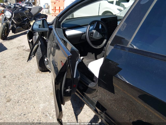 Продаж на аукціоні авто 2021 Tesla Model 3 Standard Range Plus Rear-wheel Drive, vin: 5YJ3E1EA9MF928774, номер лоту: 45387508