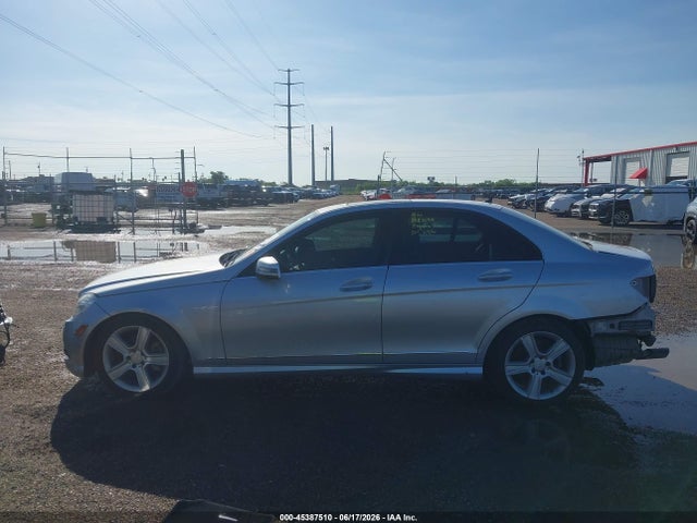 Продажа на аукционе авто 2010 Mercedes-benz C 300 Luxury/sport, vin: WDDGF5EB0AR127287, номер лота: 45387510