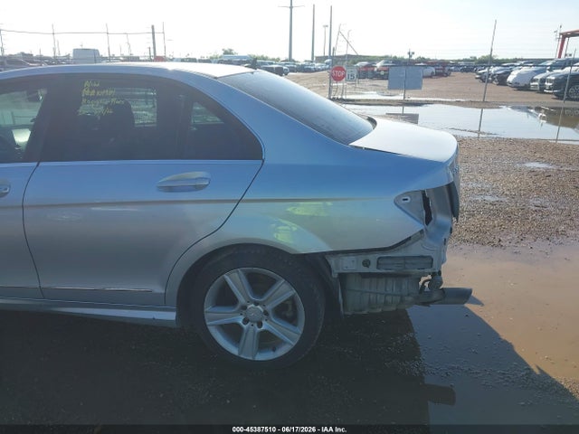 Продажа на аукционе авто 2010 Mercedes-benz C 300 Luxury/sport, vin: WDDGF5EB0AR127287, номер лота: 45387510
