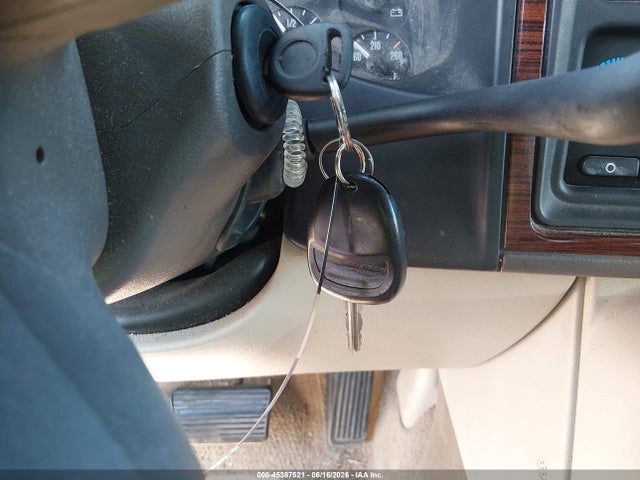 45387521 :رقم المزاد ، 3GYFK66N43G332933 vin ، 2003 Cadillac Escalade Esv Standard مزاد بيع