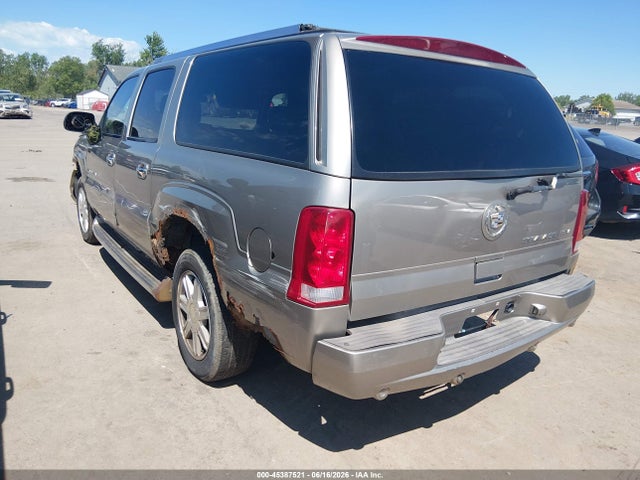45387521 :رقم المزاد ، 3GYFK66N43G332933 vin ، 2003 Cadillac Escalade Esv Standard مزاد بيع
