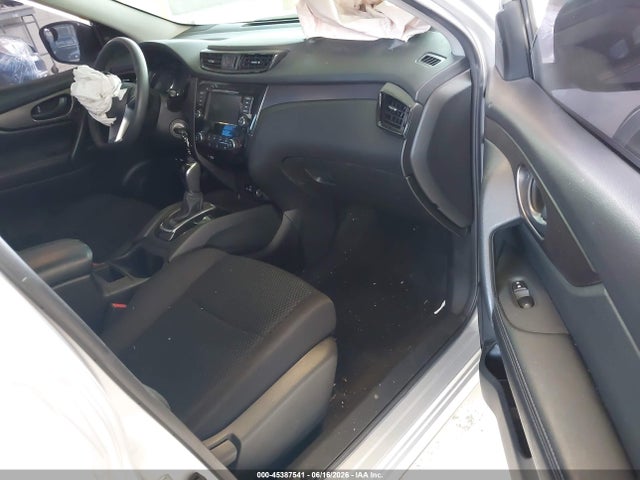 JN1BJ1CRXKW344461 Nissan Rogue Sport S