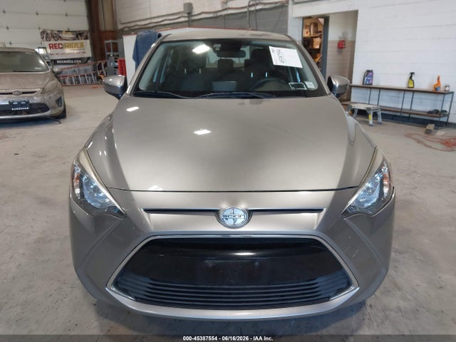 Продаж на аукціоні авто 2016 Scion Ia, vin: 3MYDLBZV4GY105077, номер лоту: 45387554