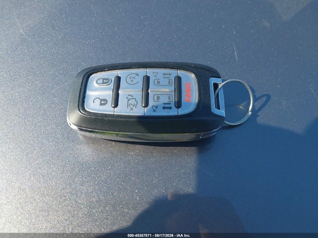Продаж на аукціоні авто 2018 Chrysler Pacifica Touring L, vin: 2C4RC1BGXJR290740, номер лоту: 45387571