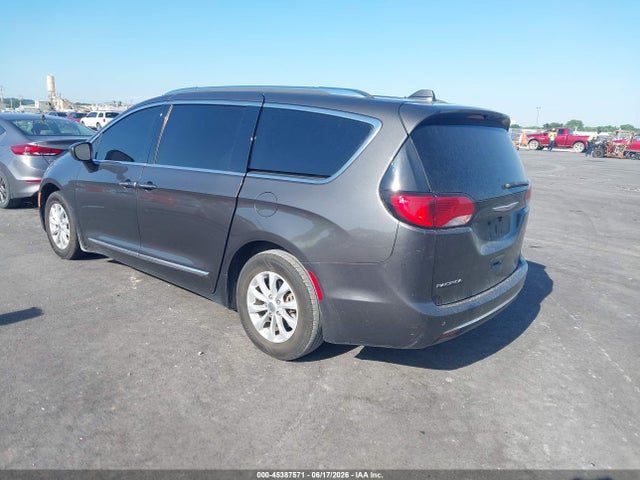 Продаж на аукціоні авто 2018 Chrysler Pacifica Touring L, vin: 2C4RC1BGXJR290740, номер лоту: 45387571