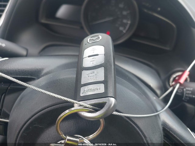 Продаж на аукціоні авто 2018 Mazda Mazda3 Sport, vin: 3MZBN1U72JM232134, номер лоту: 45387588