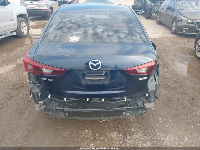 Продаж на аукціоні авто 2018 Mazda Mazda3 Sport, vin: 3MZBN1U72JM232134, номер лоту: 45387588