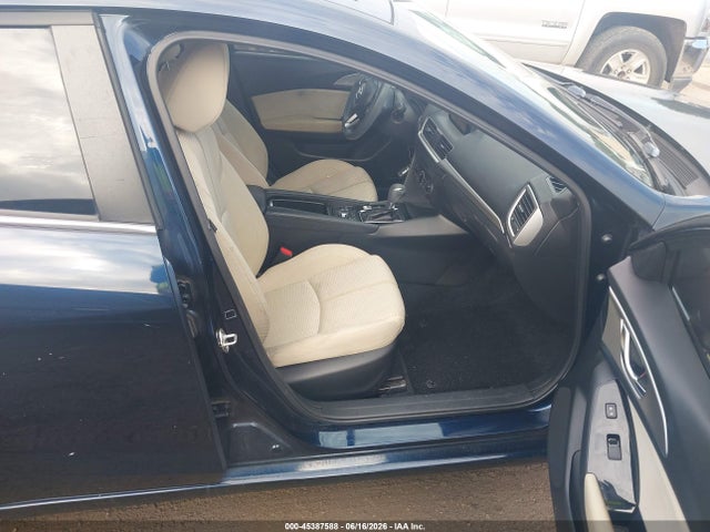 Продаж на аукціоні авто 2018 Mazda Mazda3 Sport, vin: 3MZBN1U72JM232134, номер лоту: 45387588