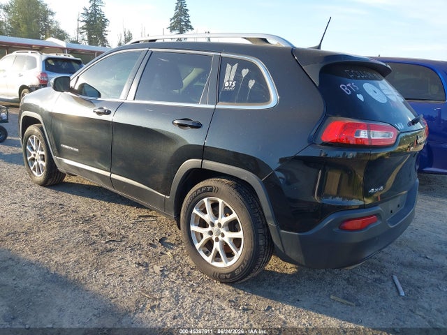 Jeep Cherokee Latitude 2016 1C4PJMCS2GW221154 Image 3