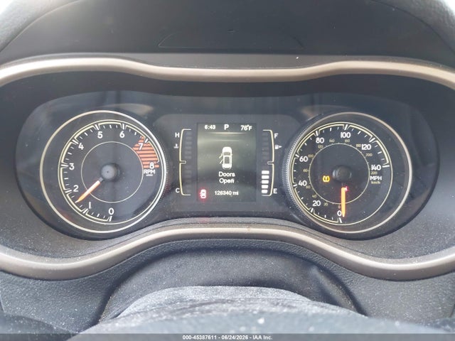 Jeep Cherokee Latitude 2016 1C4PJMCS2GW221154 Image 7