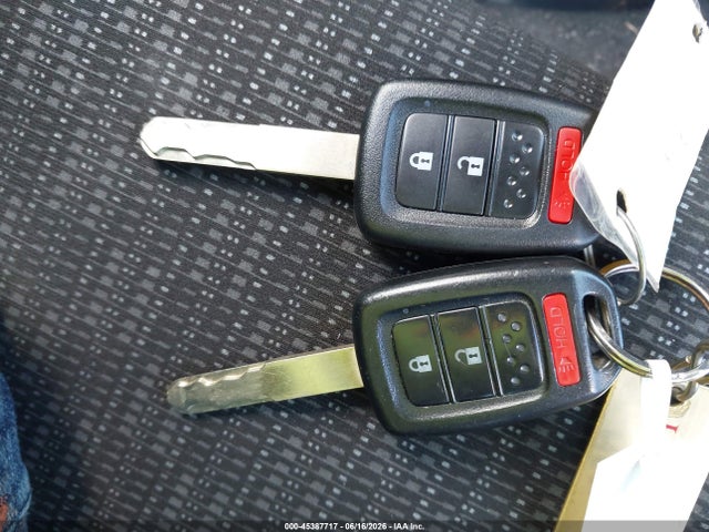 3HGGK5H5XFM710813 Honda FIT LX