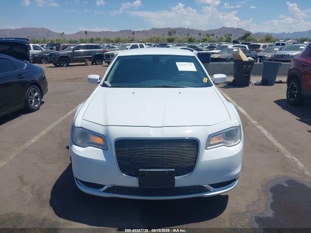 Chrysler 300 Limited 2015 2C3CCAAG7FH876207 Image 12
