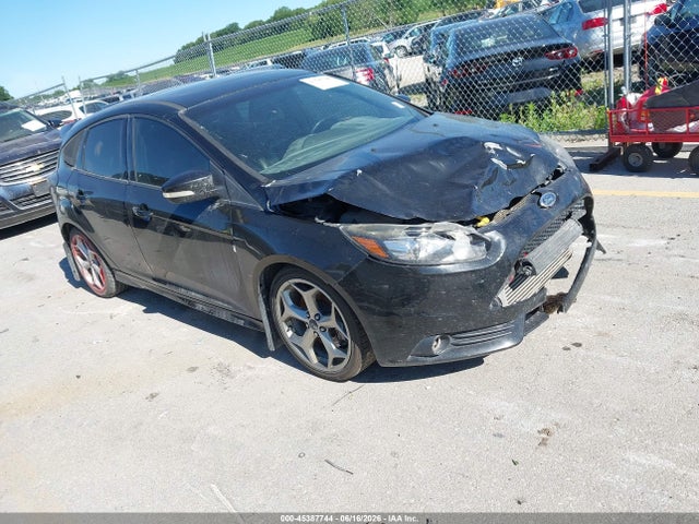 45387744 :رقم المزاد ، 1FADP3L94EL297567 vin ، 2014 Ford Focus St مزاد بيع