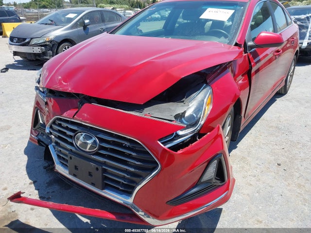 Hyundai SONATA SE 2019 5NPE24AF8KH800030 Image 14