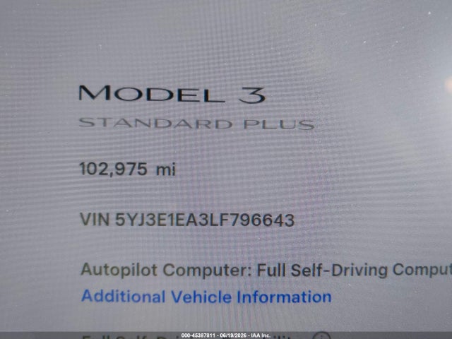 2020 Tesla Model 3 Standard Range Plus Rear-wheel Drive/standard Range Rear-wheel Drive მანქანა იყიდება აუქციონზე, vin: 5YJ3E1EA3LF796643, აუქციონის ნომერი: 45387811