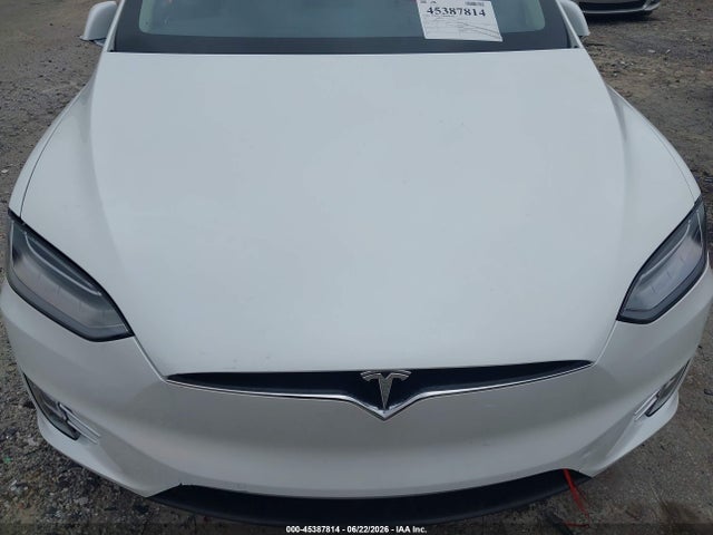Продажа на аукционе авто 2017 Tesla Model X P100d, vin: 5YJXCBE49HF067514, номер лота: 45387814