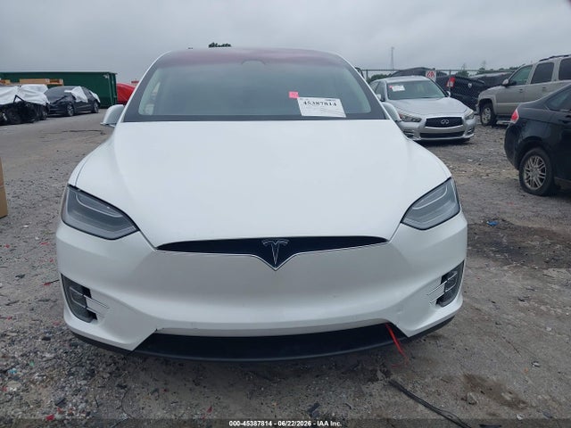 Продажа на аукционе авто 2017 Tesla Model X P100d, vin: 5YJXCBE49HF067514, номер лота: 45387814