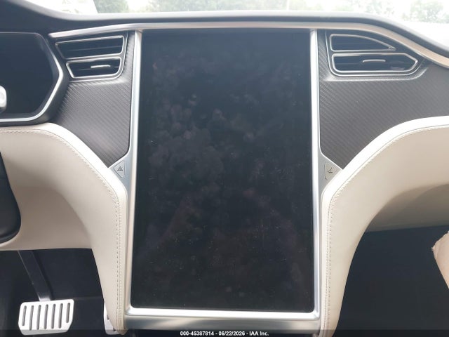 Продажа на аукционе авто 2017 Tesla Model X P100d, vin: 5YJXCBE49HF067514, номер лота: 45387814