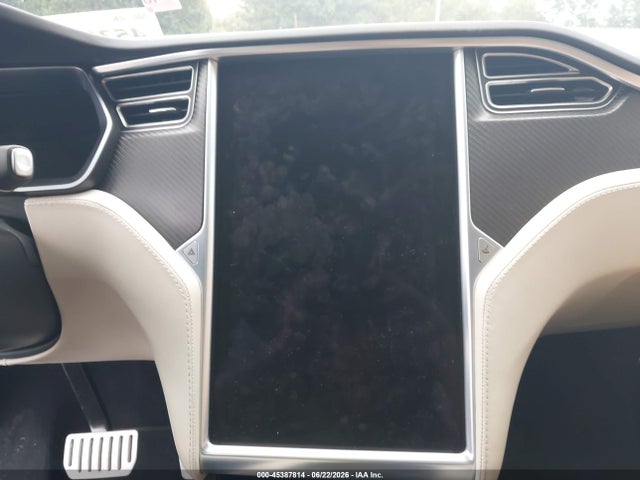 Продажа на аукционе авто 2017 Tesla Model X P100d, vin: 5YJXCBE49HF067514, номер лота: 45387814