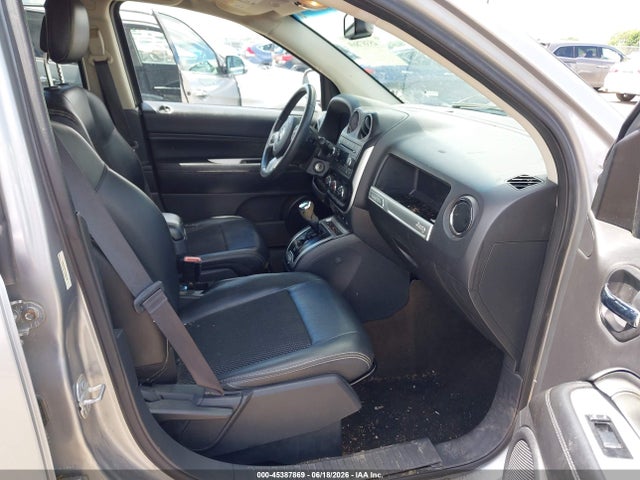 Jeep Compass Latitude 2016 1C4NJDEBXGD686748 Image 5