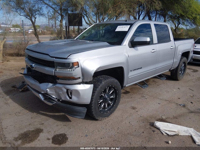 Chevrolet Silverado 1500 Lt 2018 3GCUKREC4JG165338 Image 2