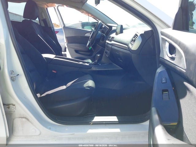 Продажа на аукционе авто 2017 Mazda Mazda3 Sport, vin: 3MZBN1U72HM120363, номер лота: 45387889