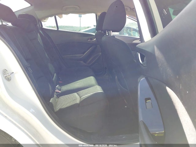 Продажа на аукционе авто 2017 Mazda Mazda3 Sport, vin: 3MZBN1U72HM120363, номер лота: 45387889