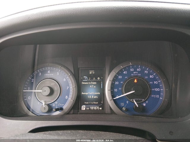 5TDYK3DC2FS571711 Toyota Sienna Xle 8 Passenger