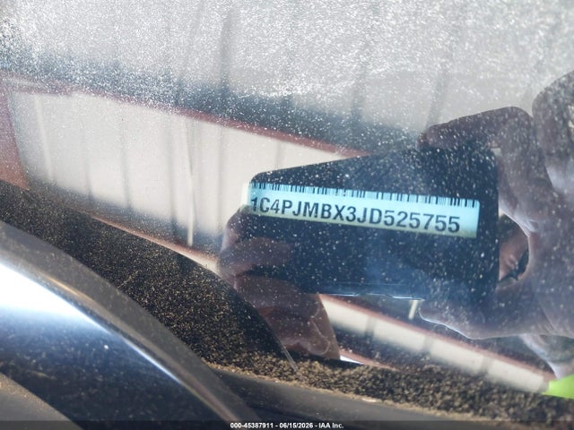 1C4PJMBX3JD525755 Jeep Cherokee Trailhawk 4x4