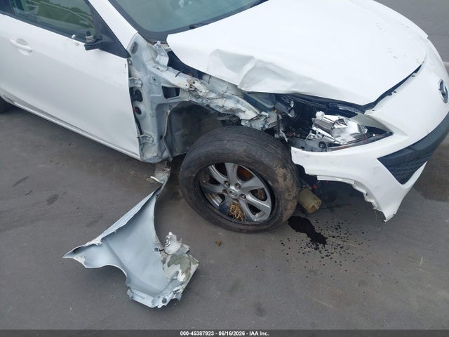 2011 Mazda Mazda3 I Touring მანქანა იყიდება აუქციონზე, vin: JM1BL1VF0B1458914, აუქციონის ნომერი: 45387923
