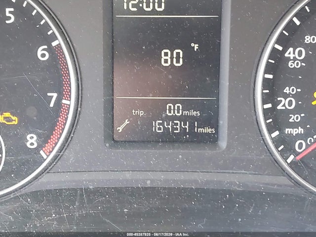 2015 Volkswagen Passat 1.8t S მანქანა იყიდება აუქციონზე, vin: 1VWAT7A3XFC007216, აუქციონის ნომერი: 45387925