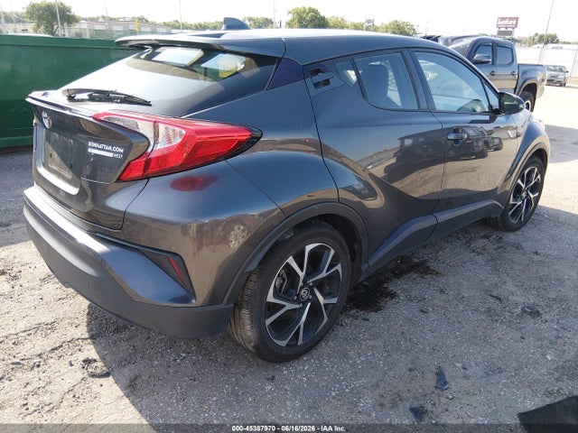 Toyota C-HR XLE 2021 NMTKHMBX4MR123157 Image 4