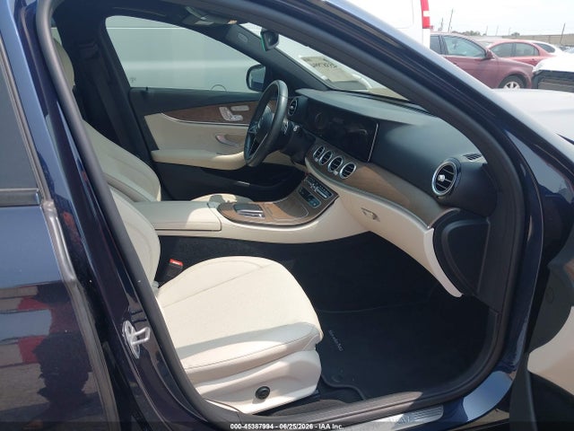 Aukcja sprzedaży 2022 Mercedes-benz E 350, vin: W1KZF8DB1NB096612, numer aukcji: 45387994