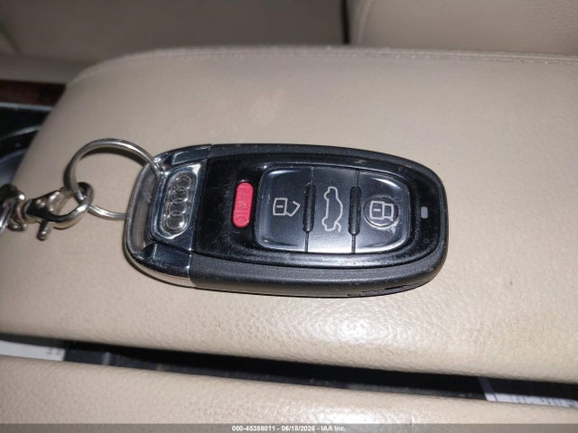 Продажа на аукционе авто 2013 Audi A8 3.0t, vin: WAUAGAFD1DN006430, номер лота: 45388011